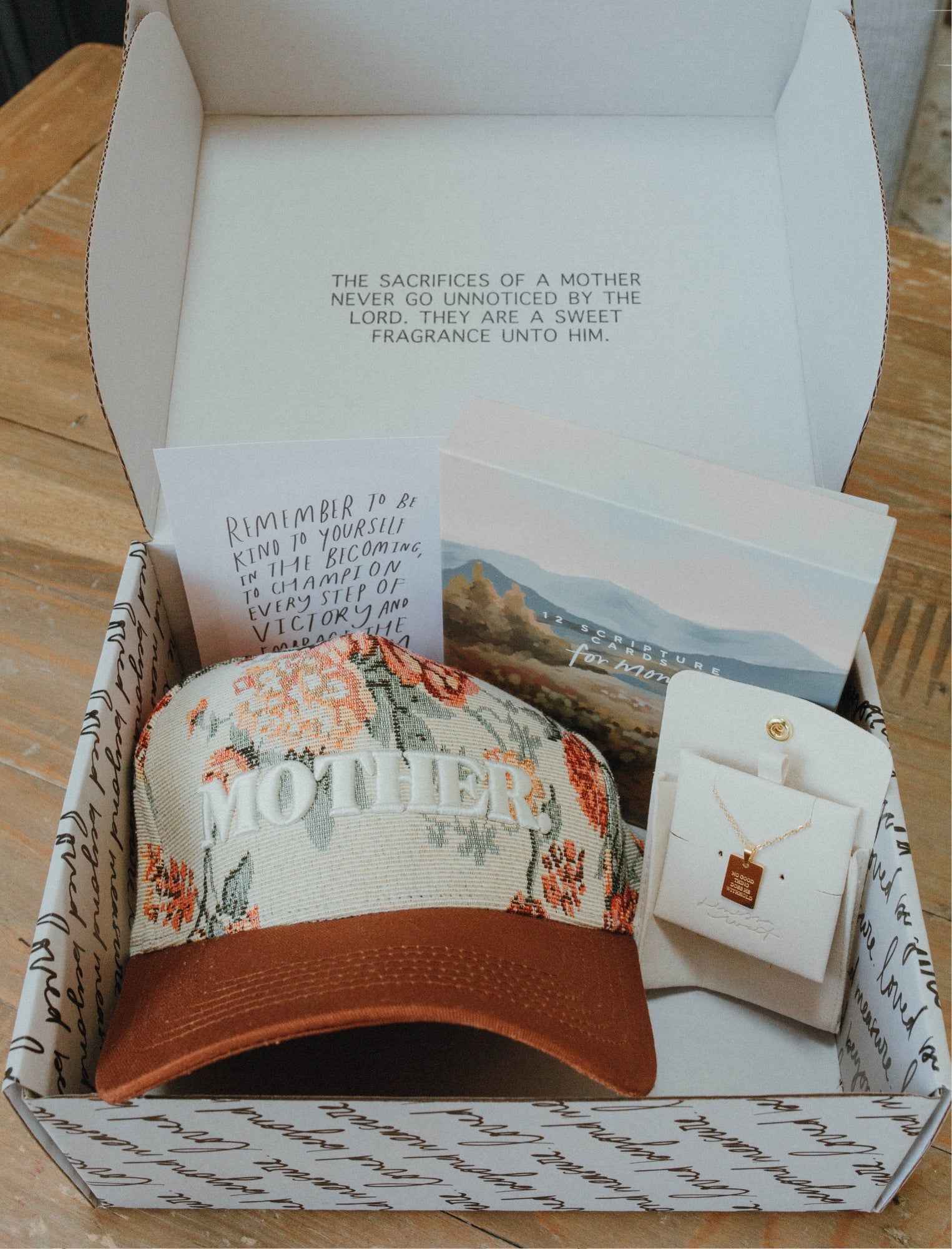 Gift Box for Mom #1 (hat)