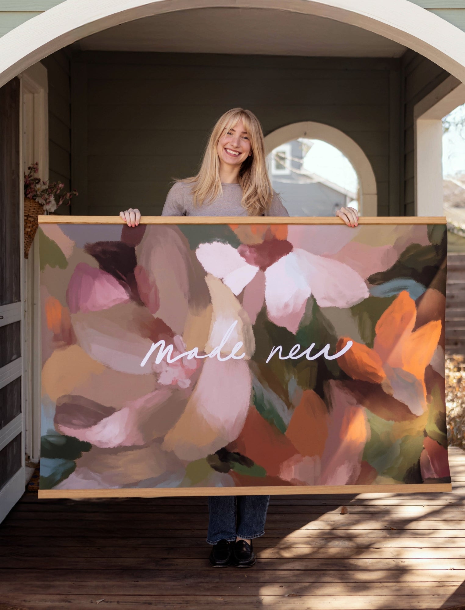 Large Canvas with Banner Wood: Made New