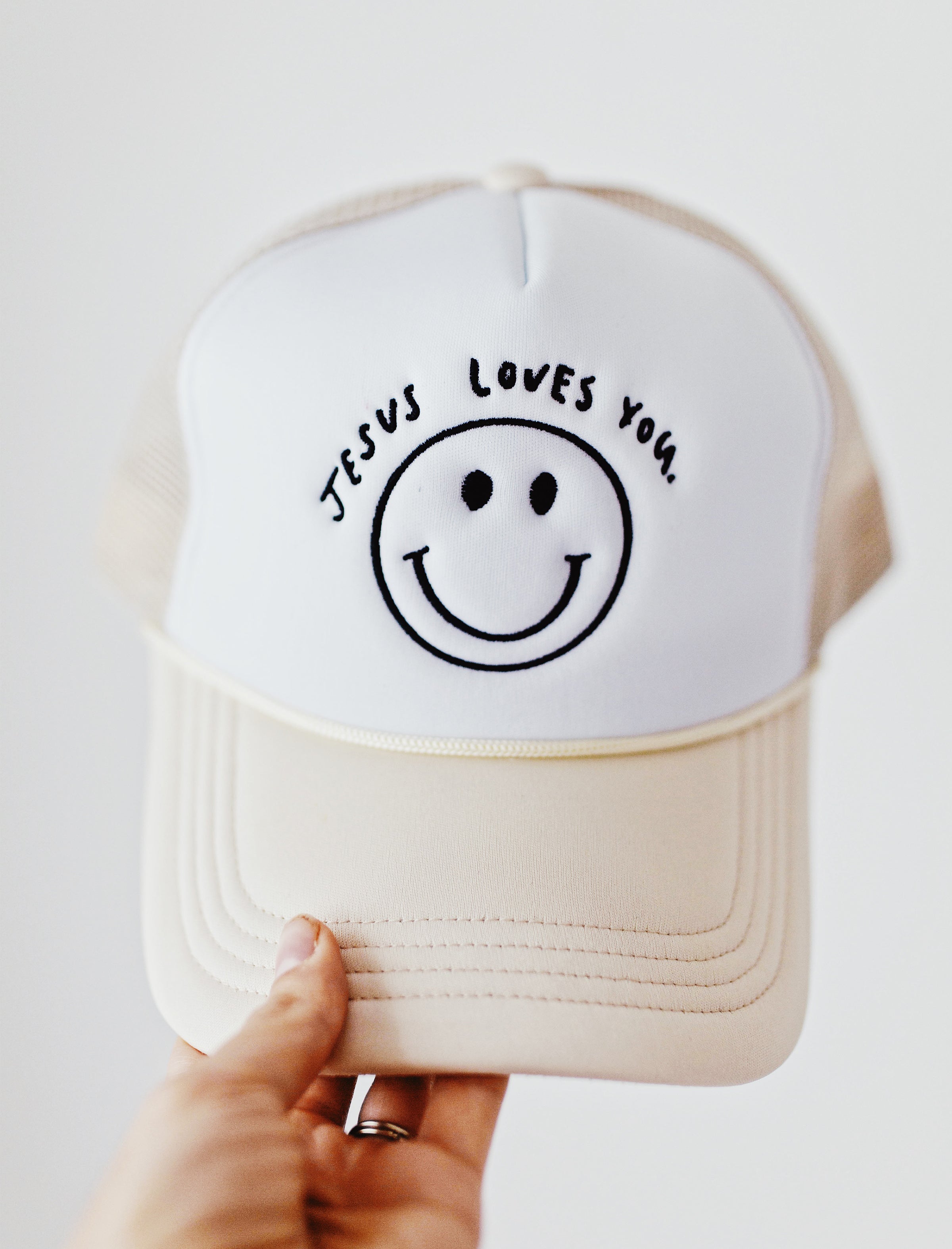 Hat: Jesus loves you
